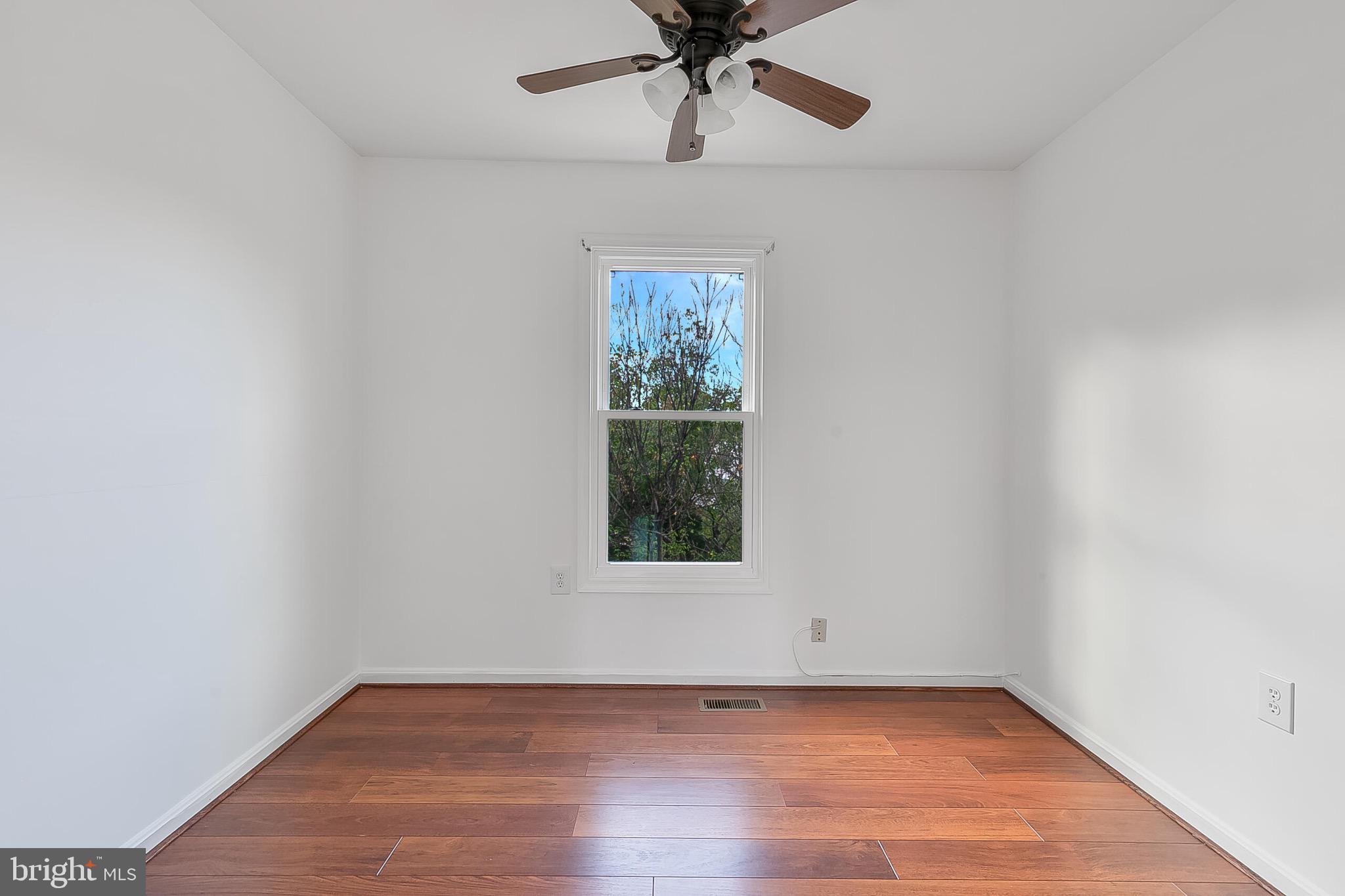 BALLSFORD - Residential Lease