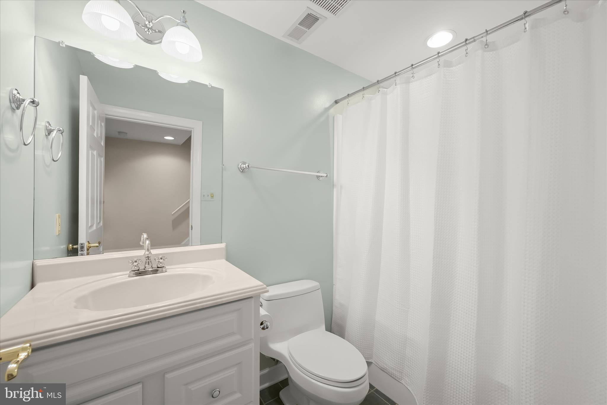 LONG MEADOW - Residential