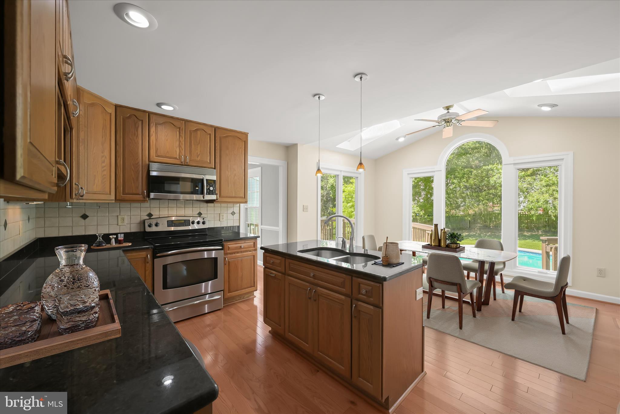 LONG MEADOW - Residential