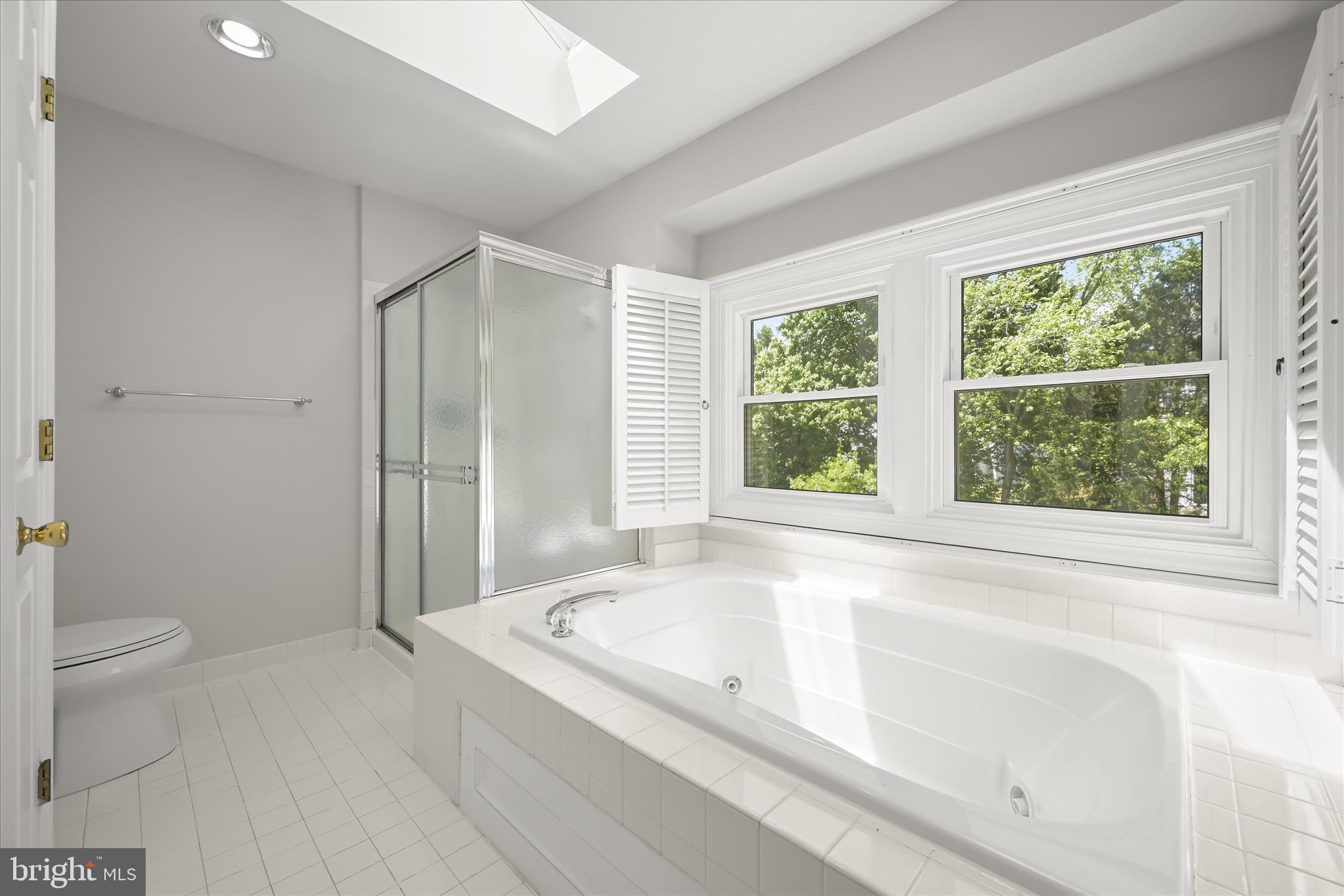 LONG MEADOW - Residential