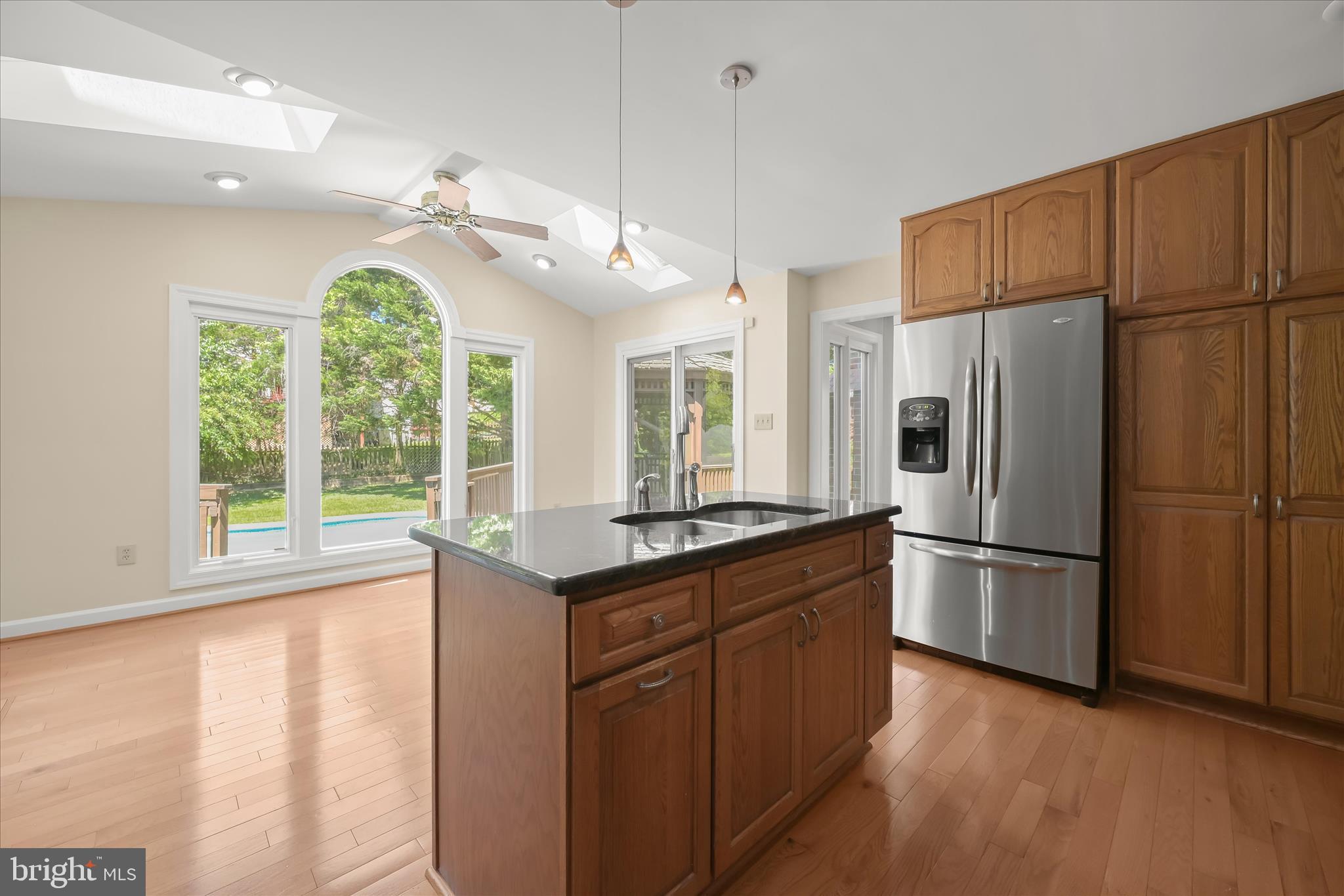 LONG MEADOW - Residential