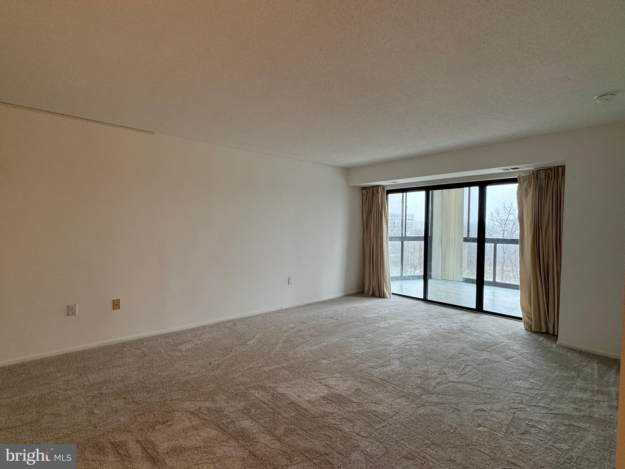 GREENS AT LEISURE WORLD - Residential