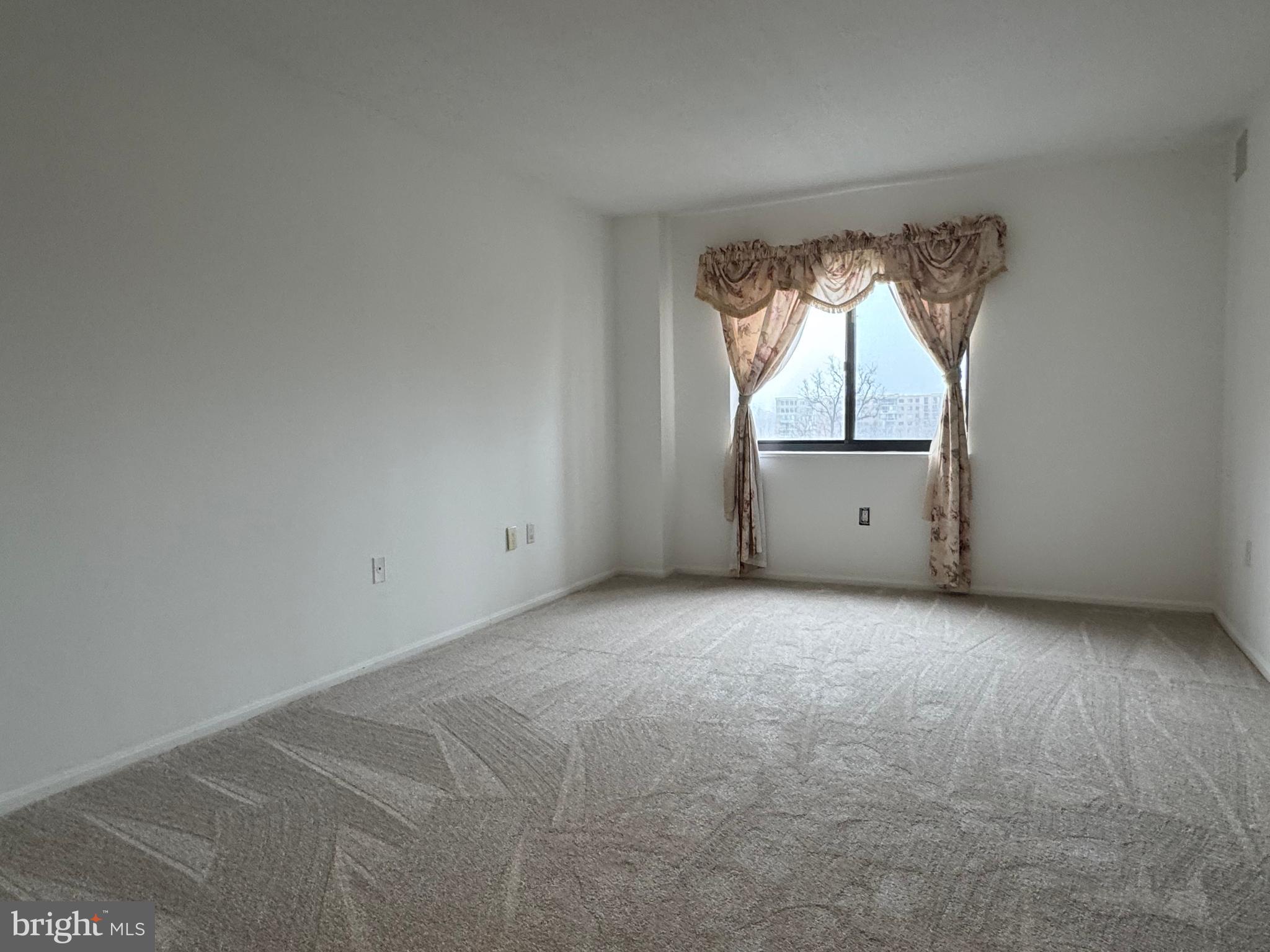 GREENS AT LEISURE WORLD - Residential