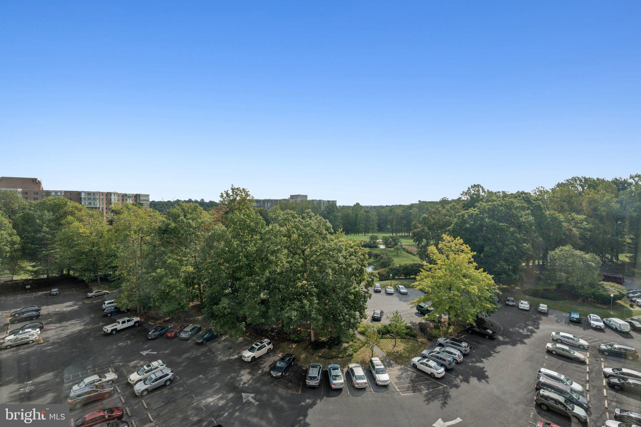 GREENS AT LEISURE WORLD - Residential