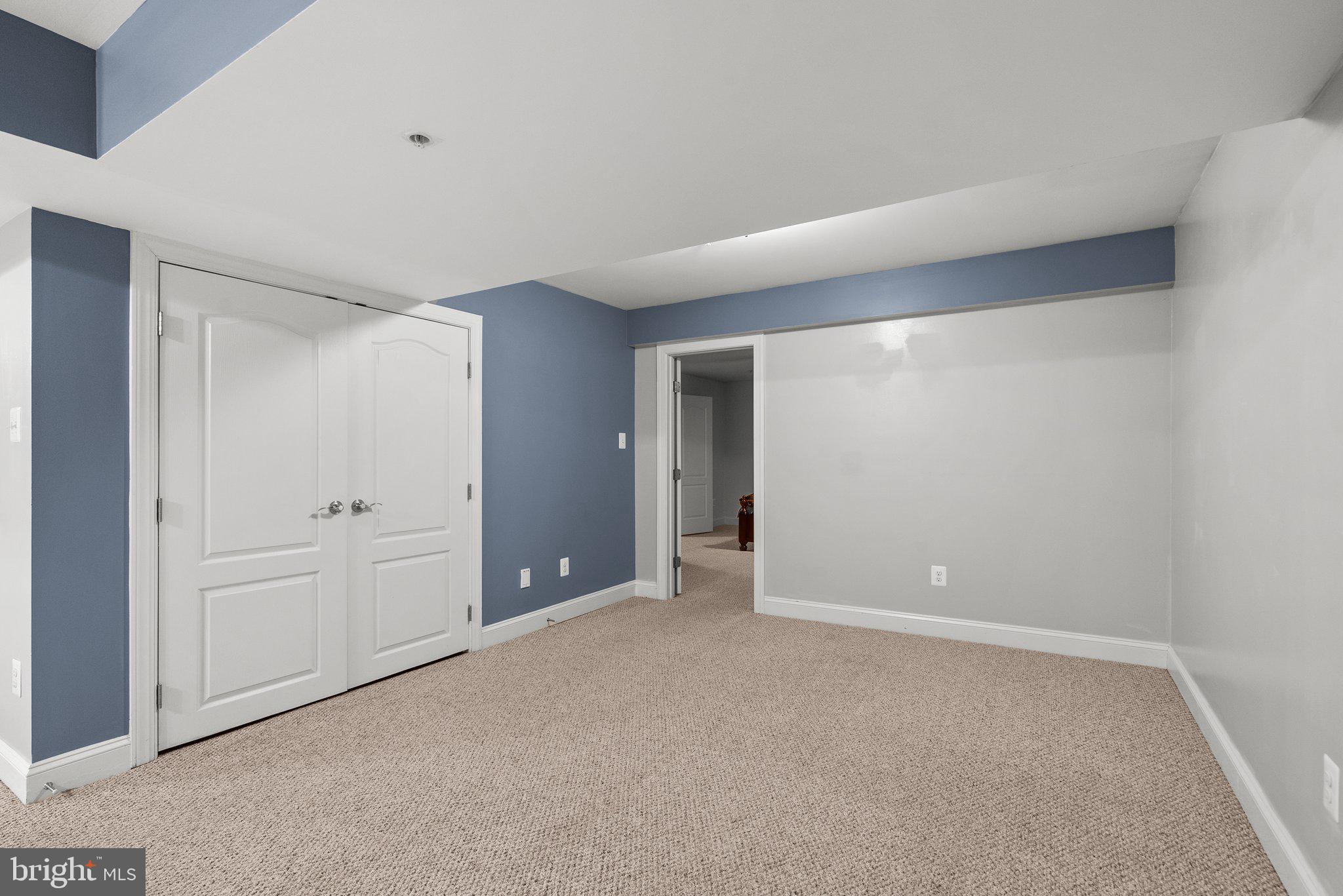 COACHMAN'S PATH - Residential