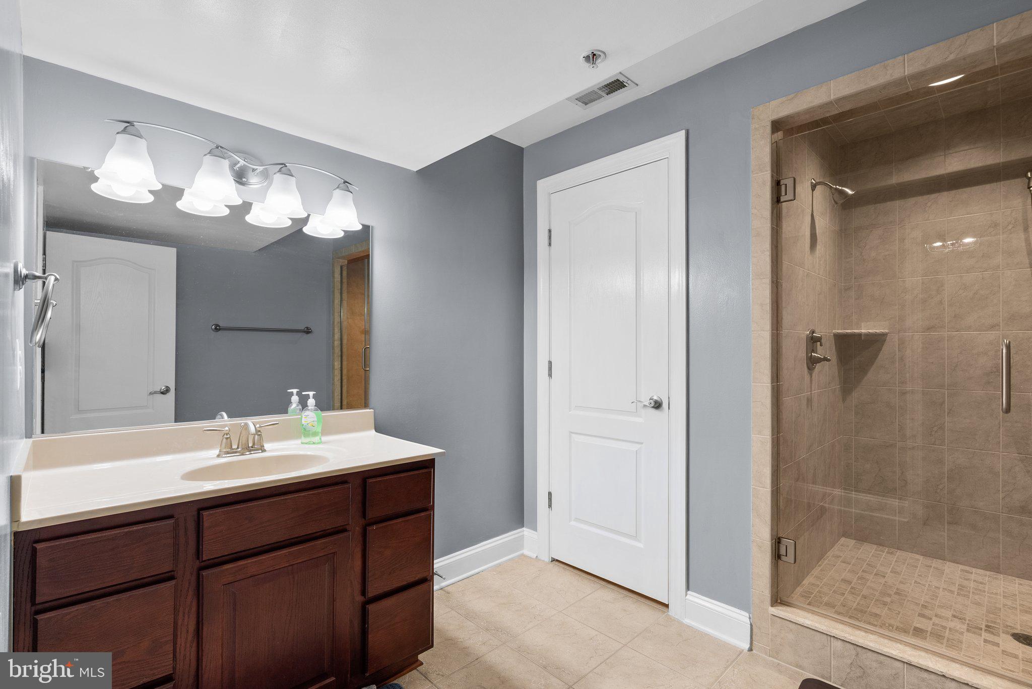 COACHMAN'S PATH - Residential