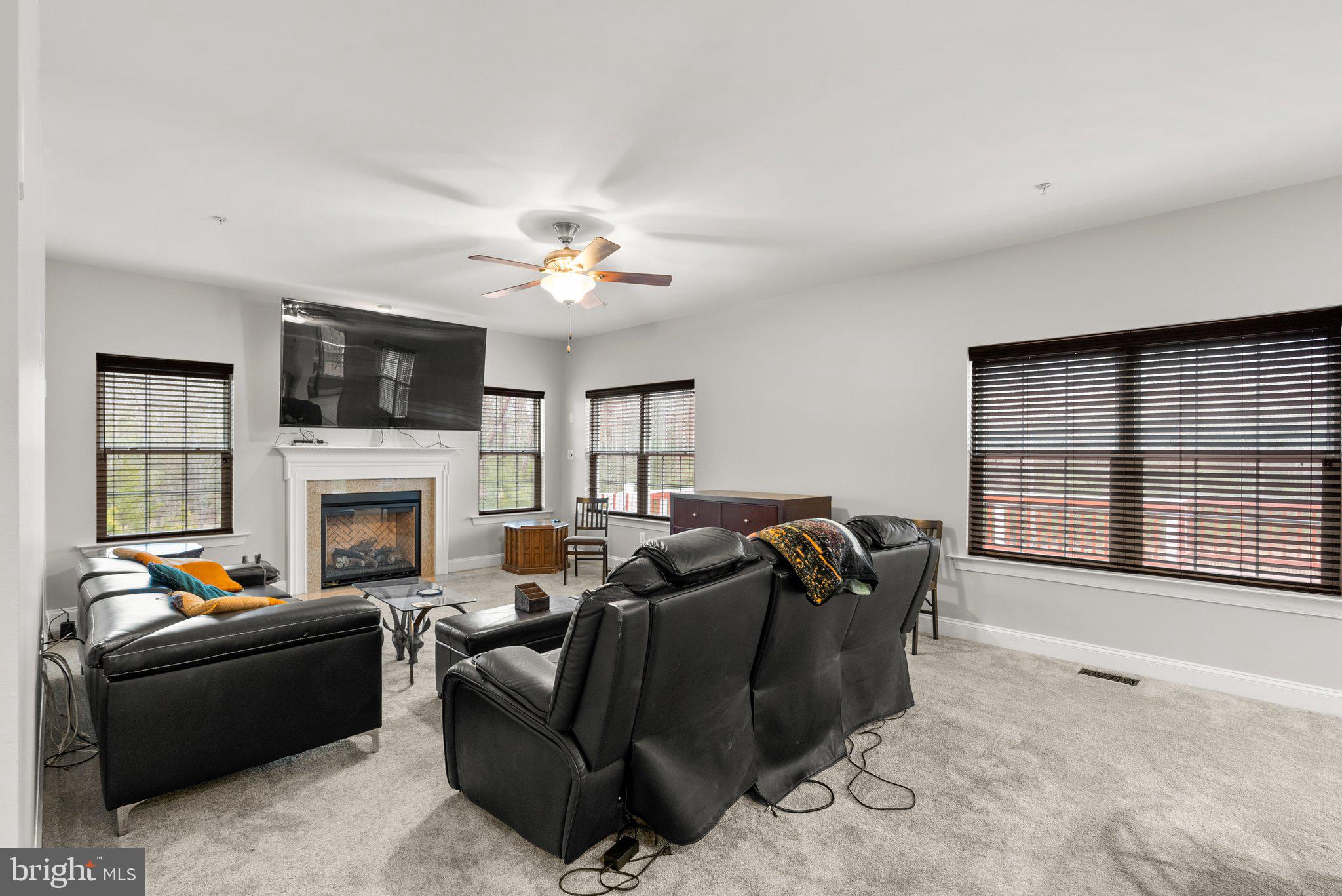 COACHMAN'S PATH - Residential