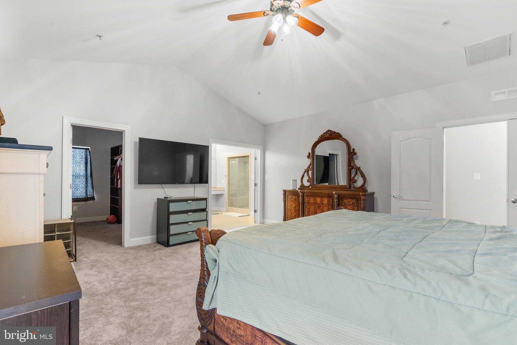 COACHMAN'S PATH - Residential