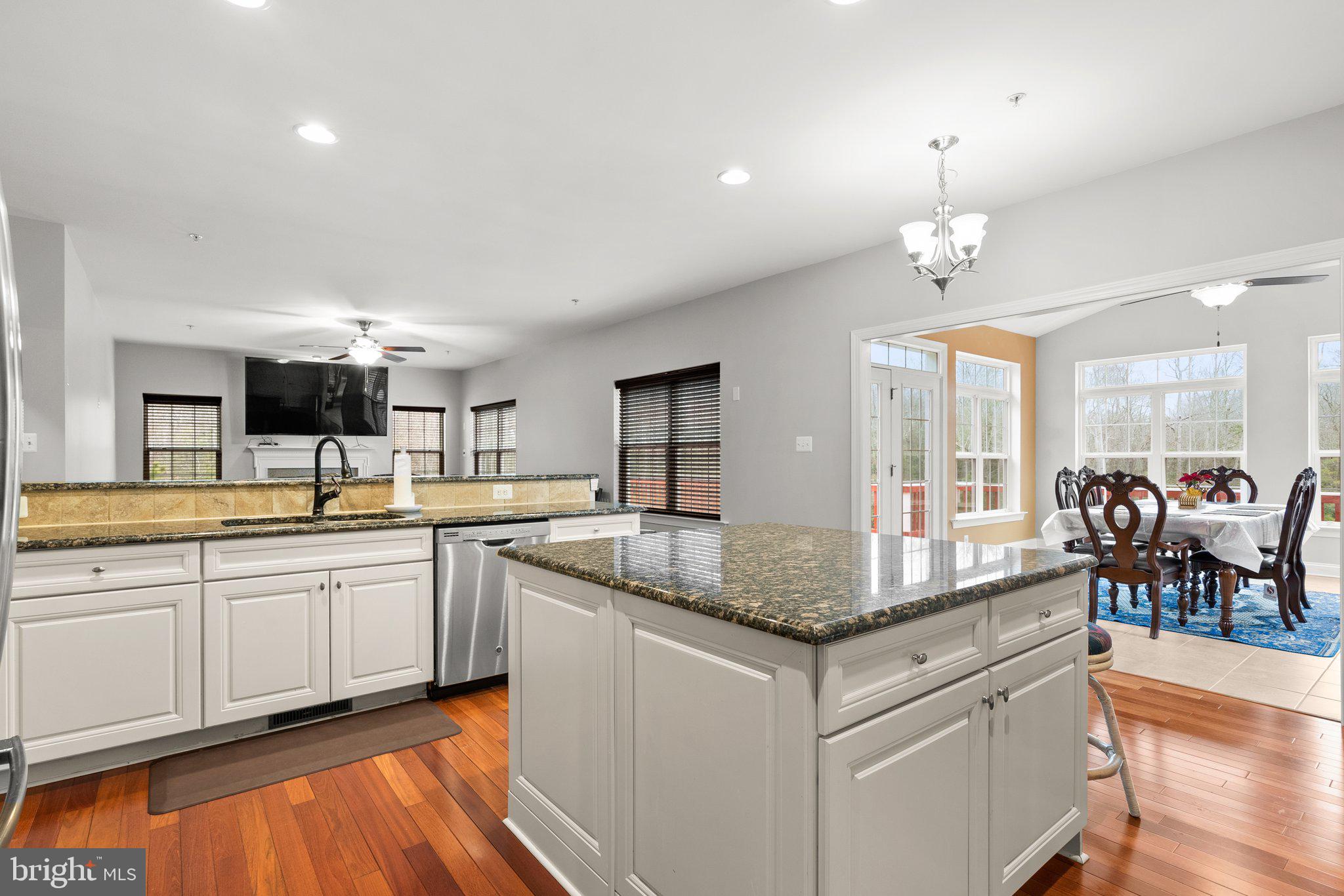 COACHMAN'S PATH - Residential