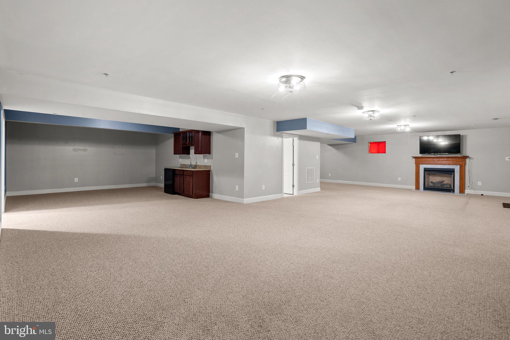 COACHMAN'S PATH - Residential