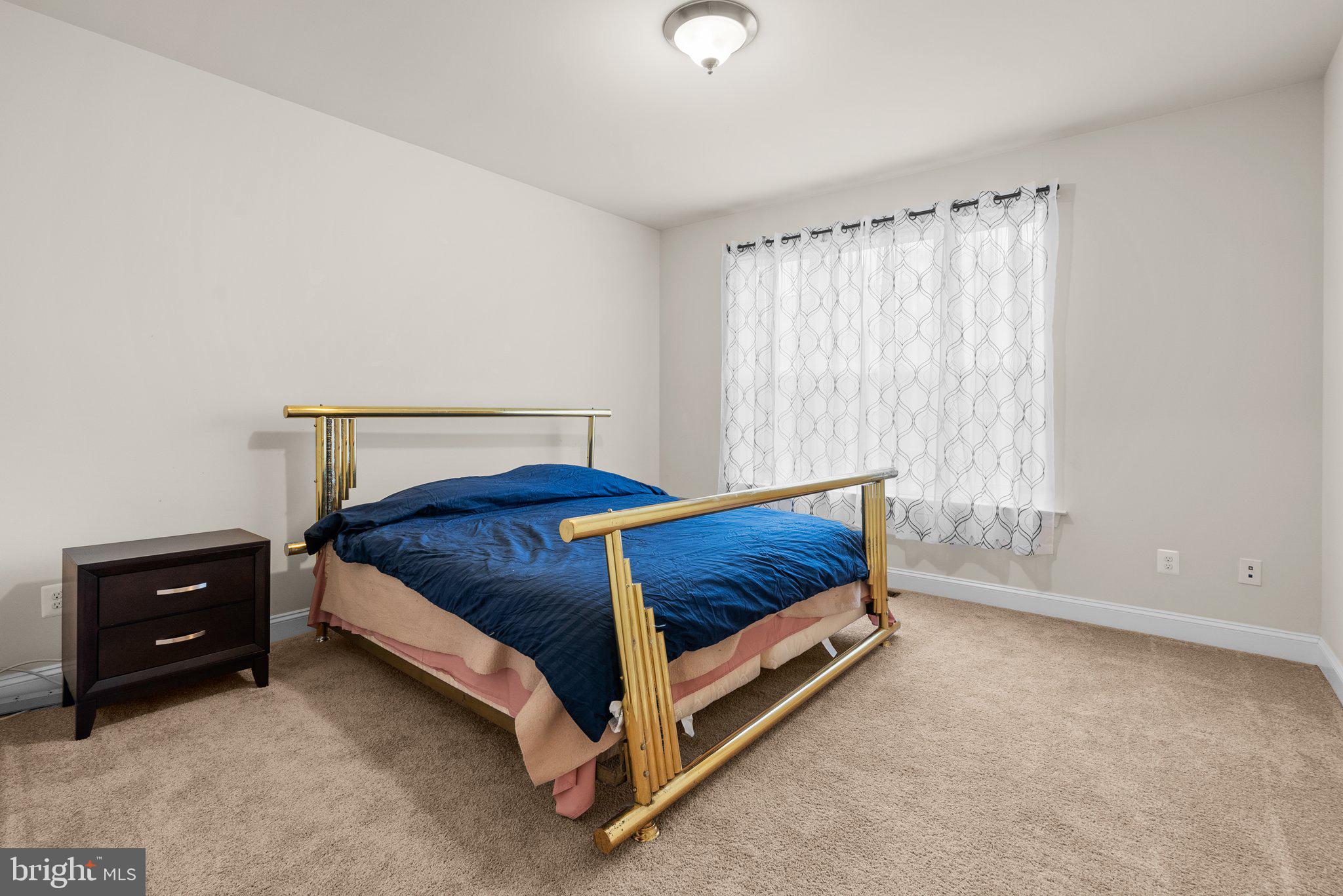 COACHMAN'S PATH - Residential