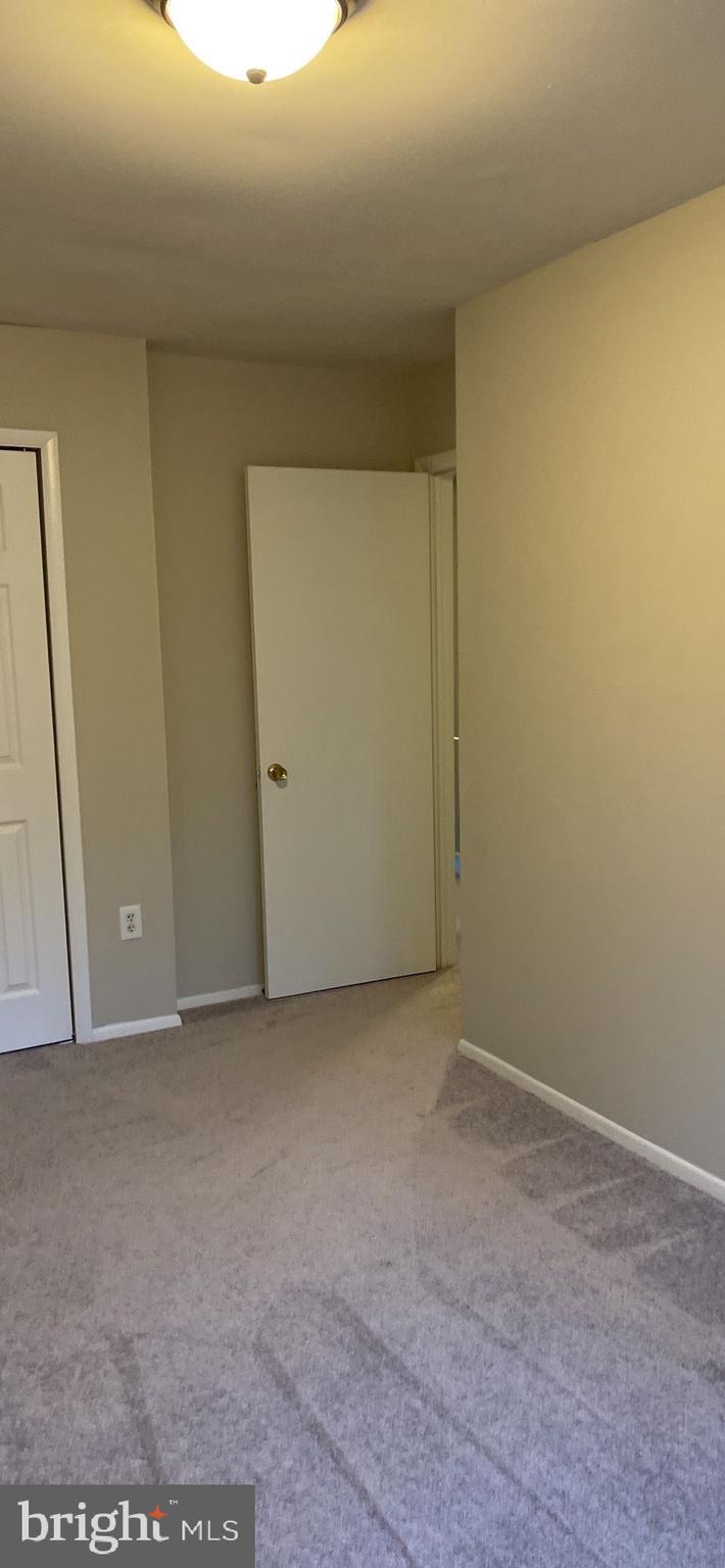 DALE CITY - Residential Lease