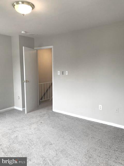 DALE CITY - Residential Lease