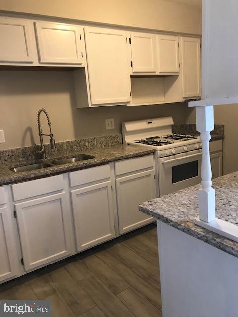 DALE CITY - Residential Lease