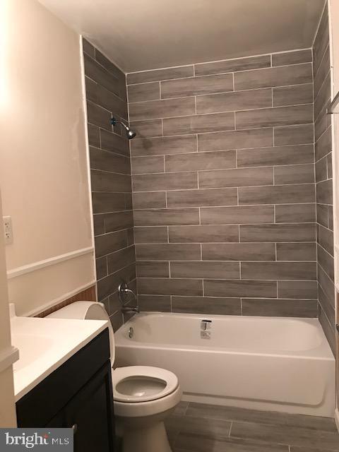 DALE CITY - Residential Lease