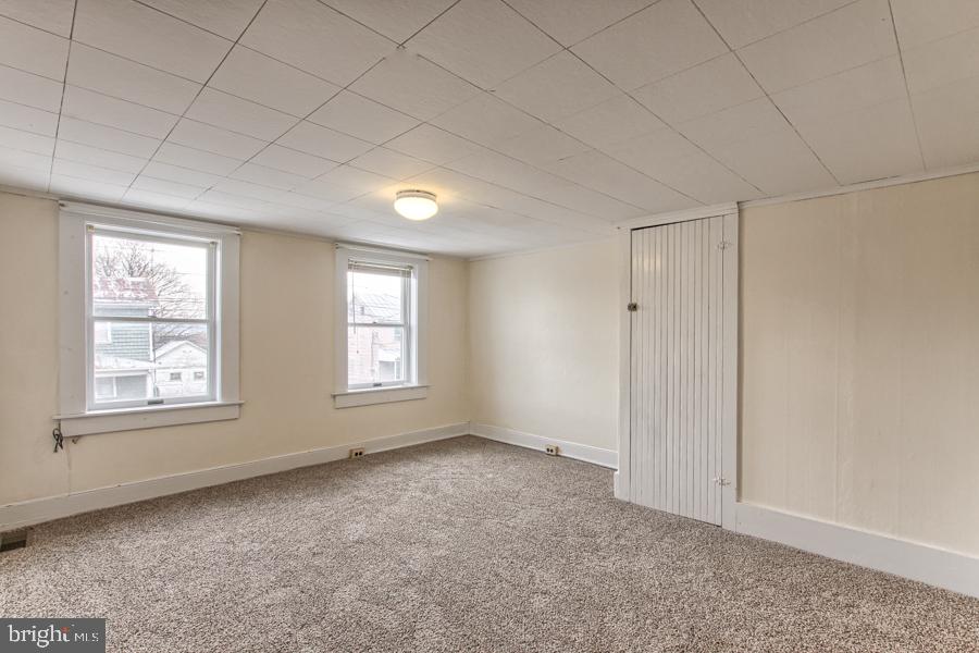 SHIPPENSBURG - Residential