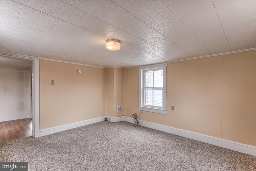 SHIPPENSBURG - Residential