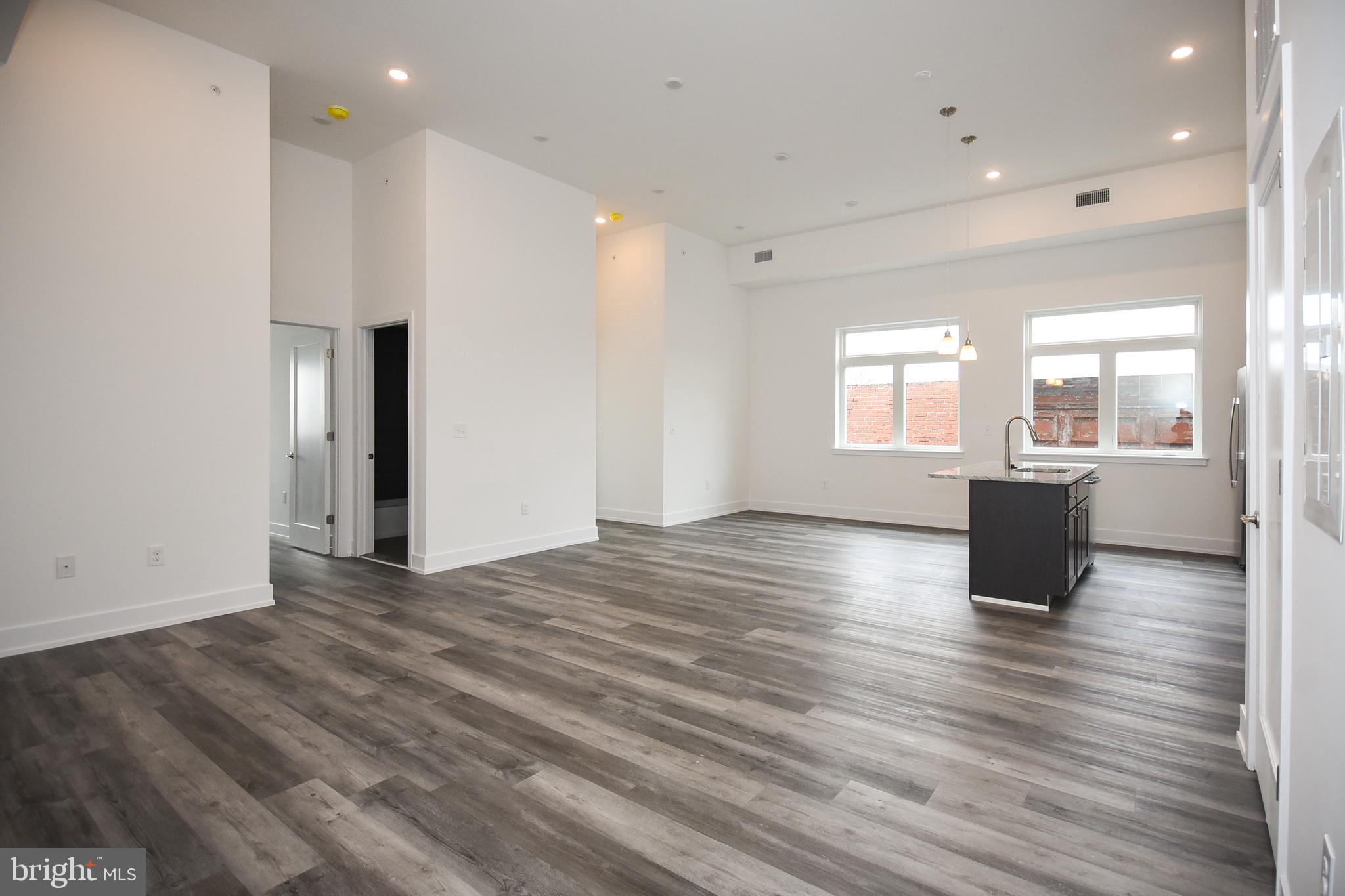 ROXBOROUGH - Residential Lease