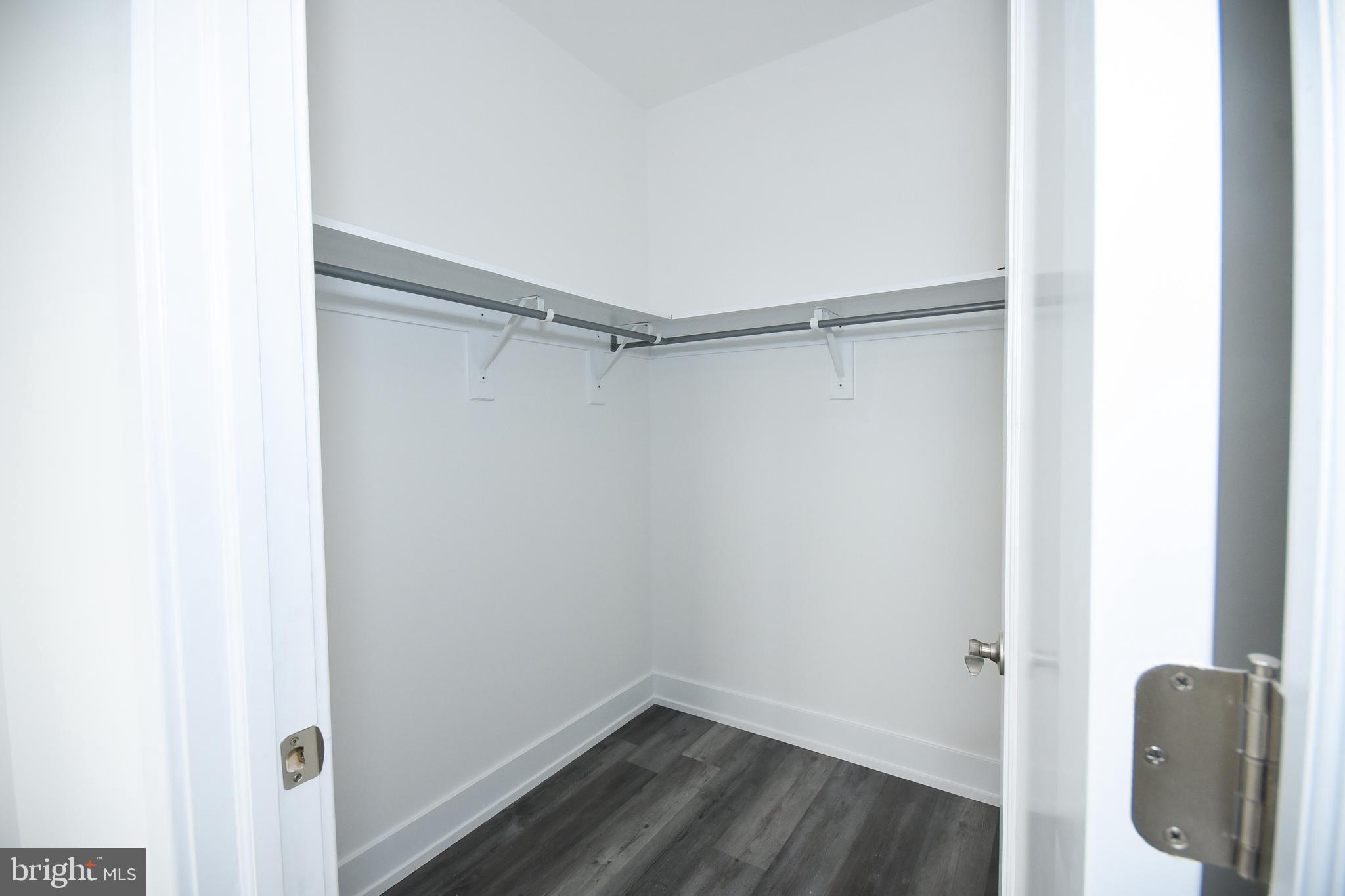 ROXBOROUGH - Residential Lease