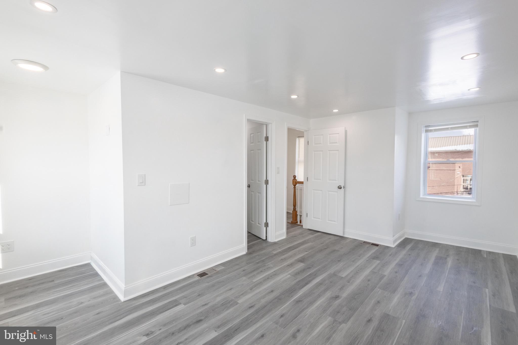 GAY STREET - Residential