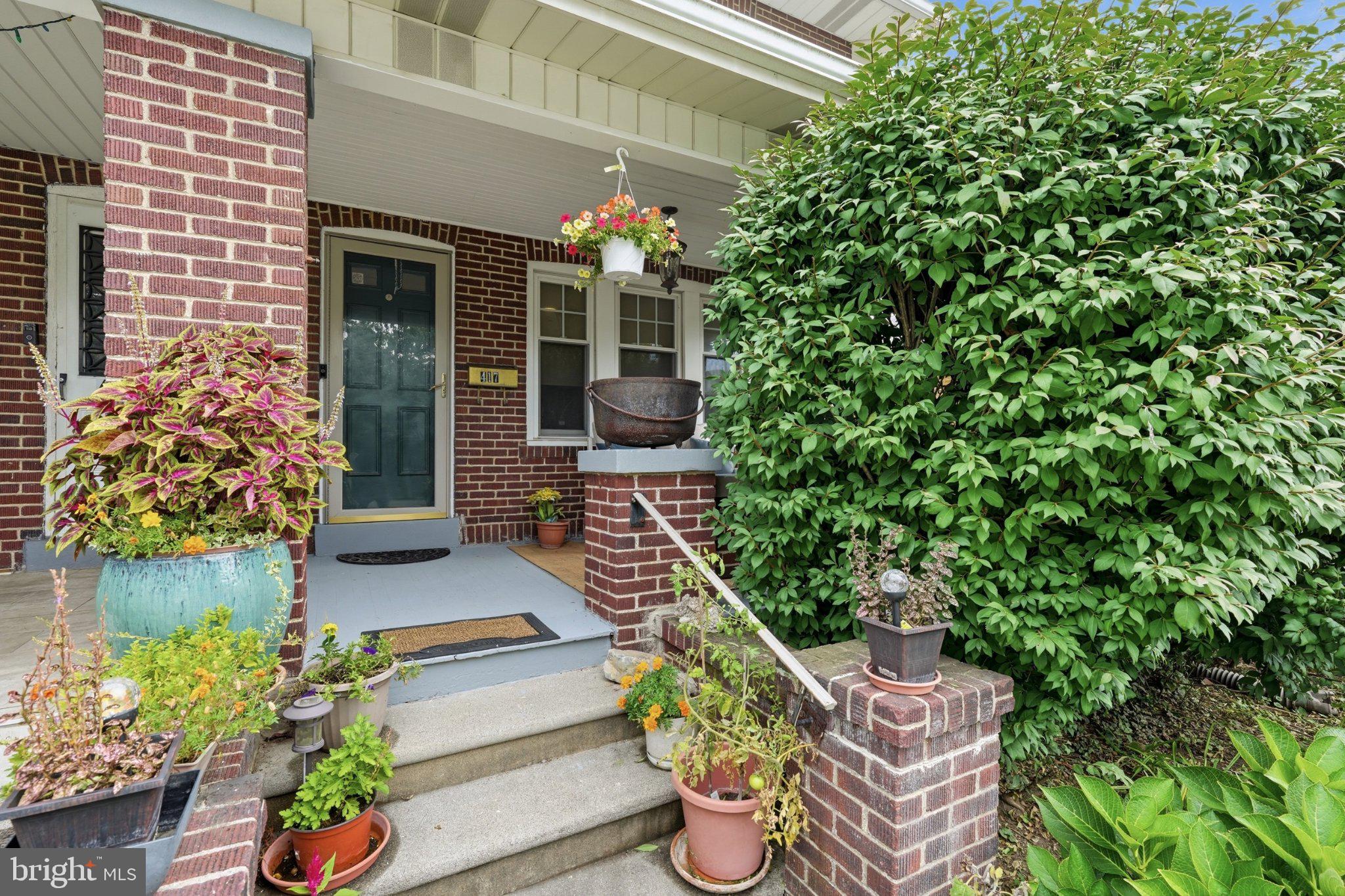 417 S 17TH STREET