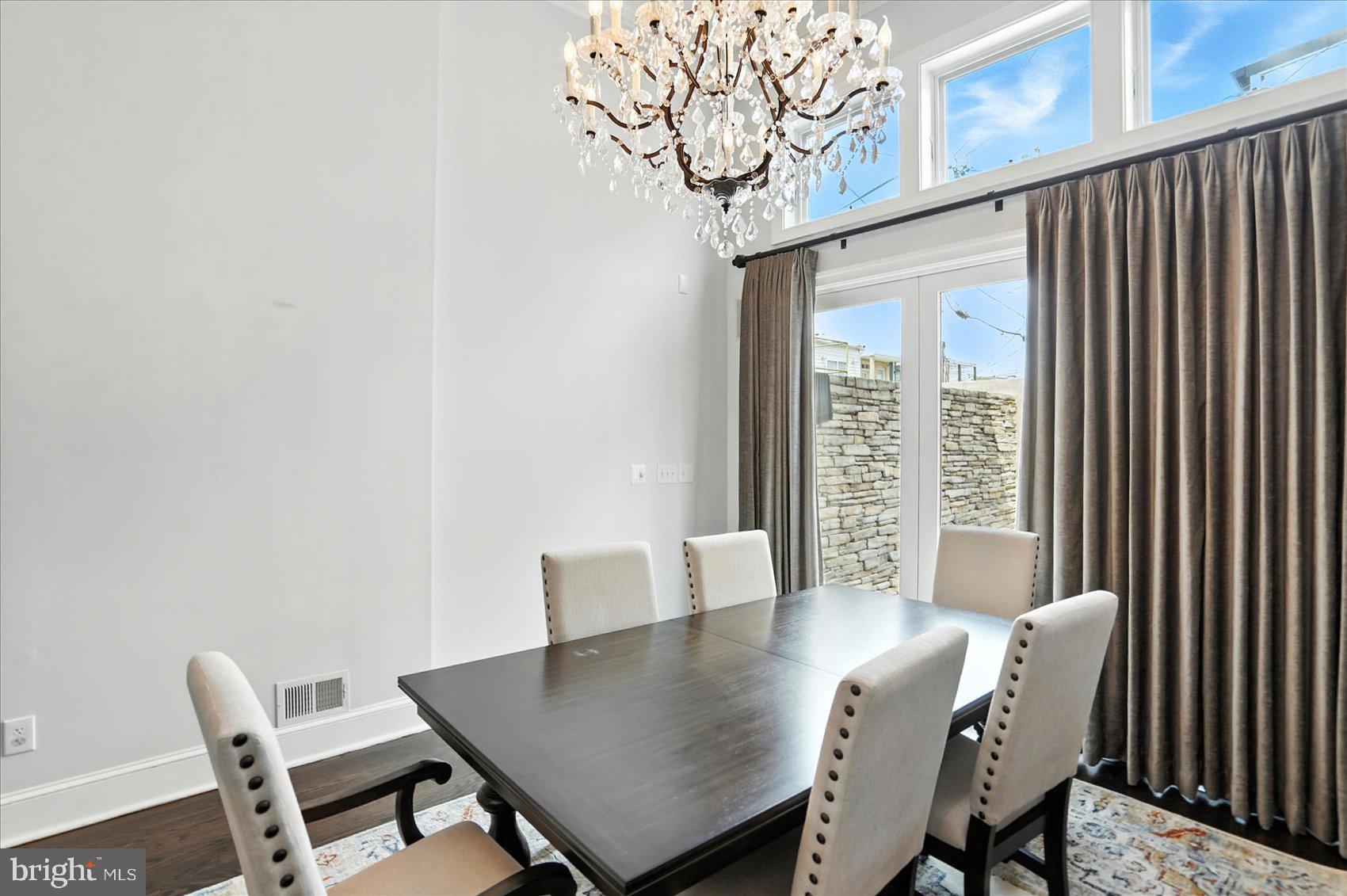 PATTERSON PARK - Residential