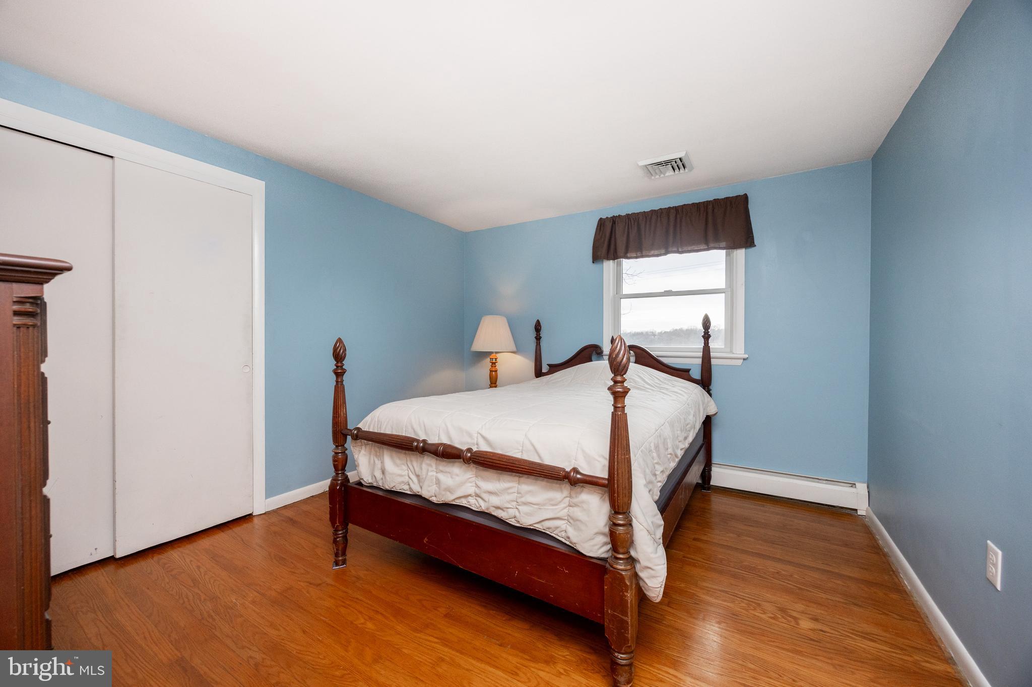 SLONAKER - Residential