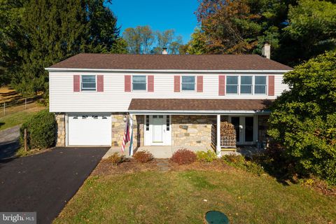 797 EBELHARE ROAD POTTSTOWN PA 19465