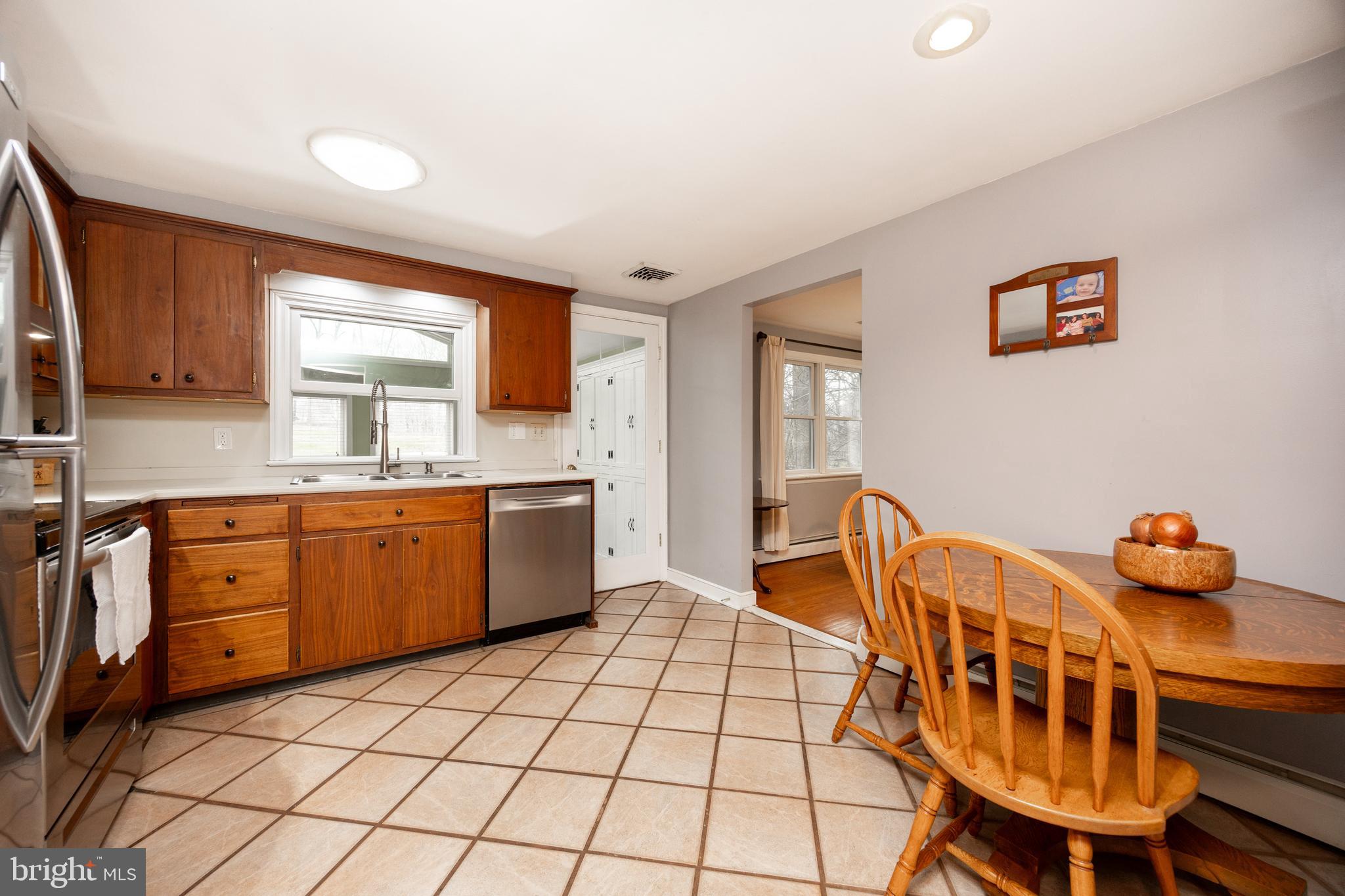 SLONAKER - Residential