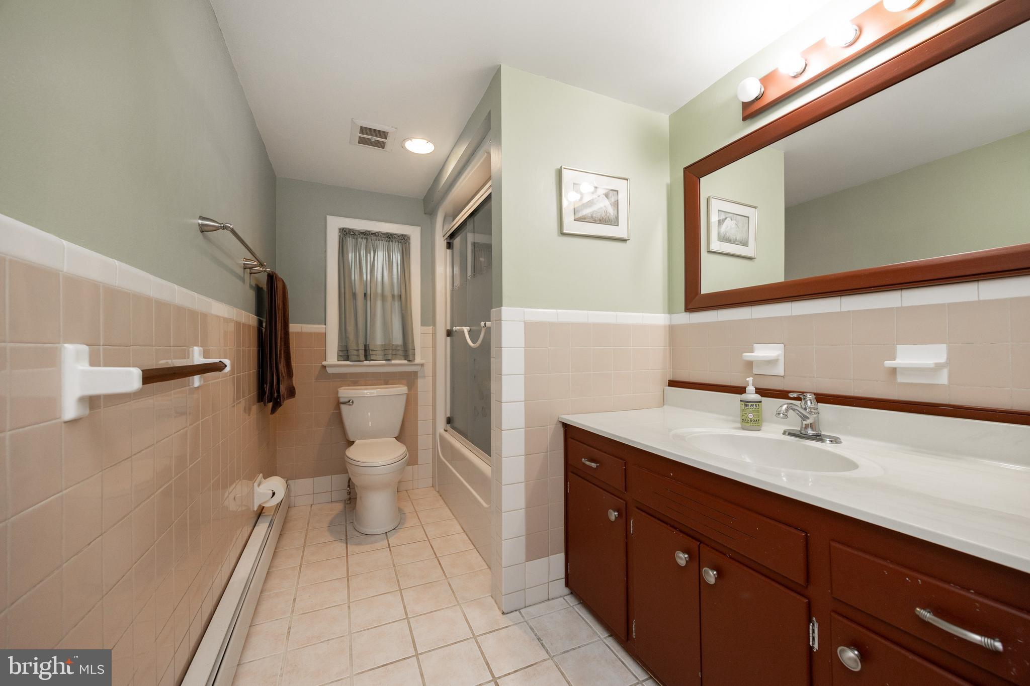 SLONAKER - Residential