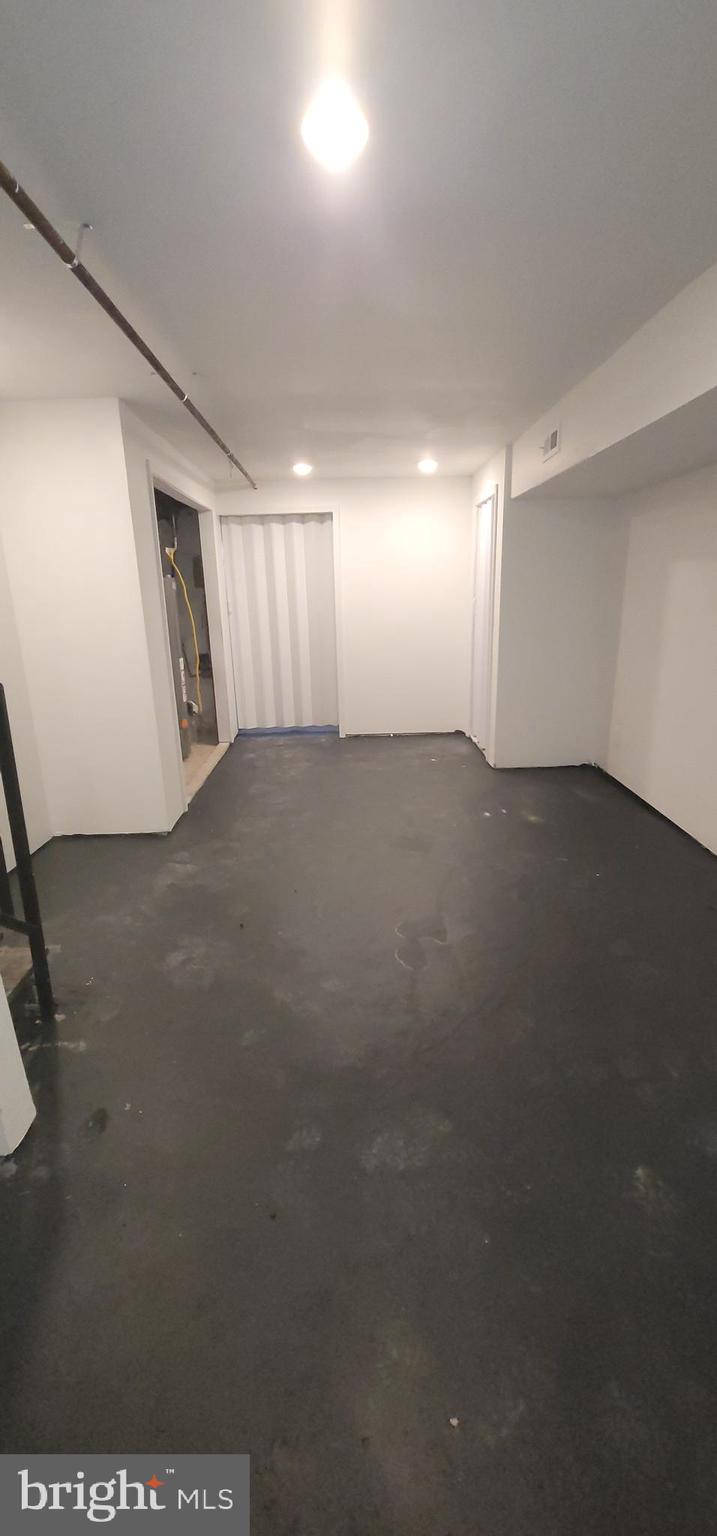 WEST PHILADELPHIA - Residential