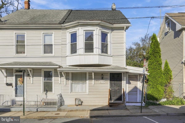 319 N CANNON AVE, HAGERSTOWN, MD 21740 - Image d0faf6cd1d0d7369cdc6569a89911e71/97408252