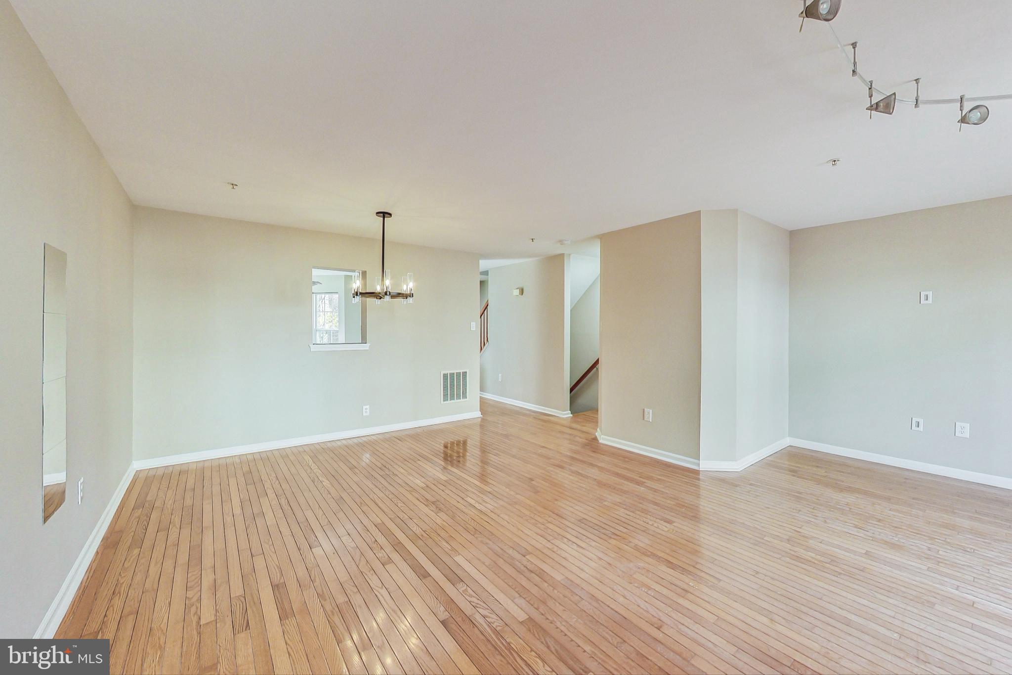 VILLAGES OF WINTERSET - Residential