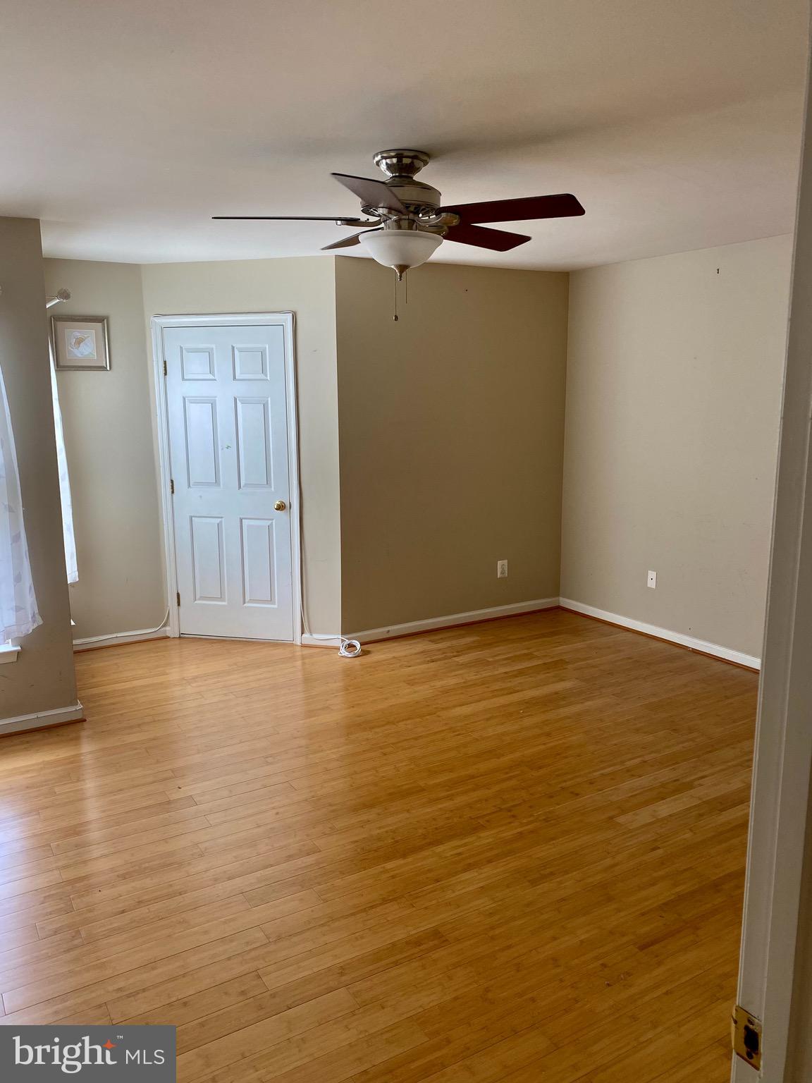 ASHBURN FARM - Residential