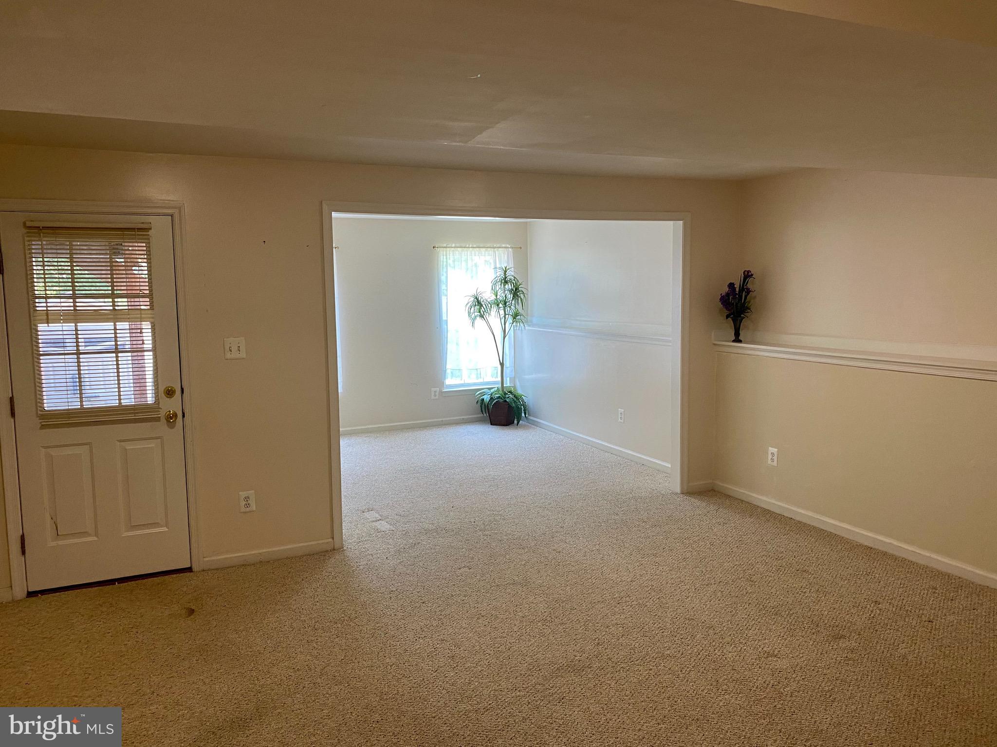 ASHBURN FARM - Residential