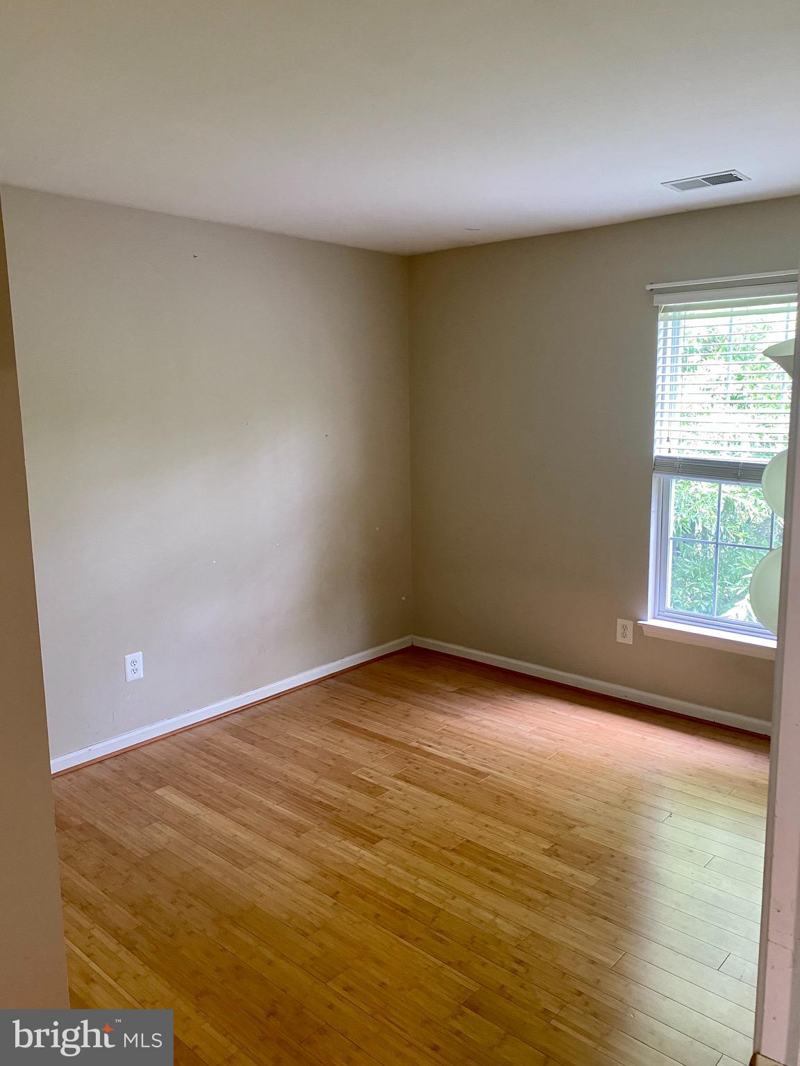 ASHBURN FARM - Residential