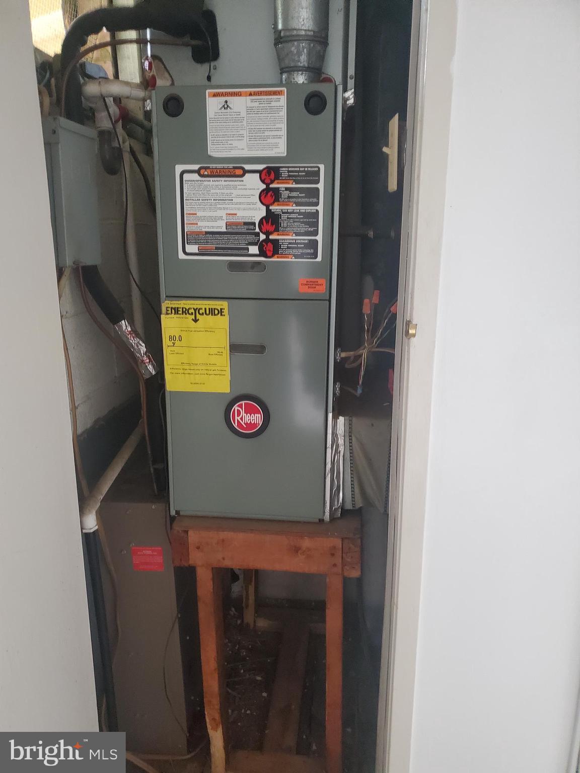 TIMBERLANE VILLAGE GARDEN CONDOMINIUMS - Residential