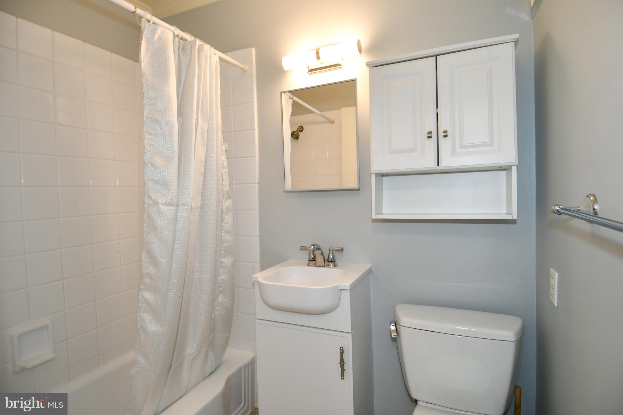 TIMBERLANE VILLAGE GARDEN CONDOMINIUMS - Residential