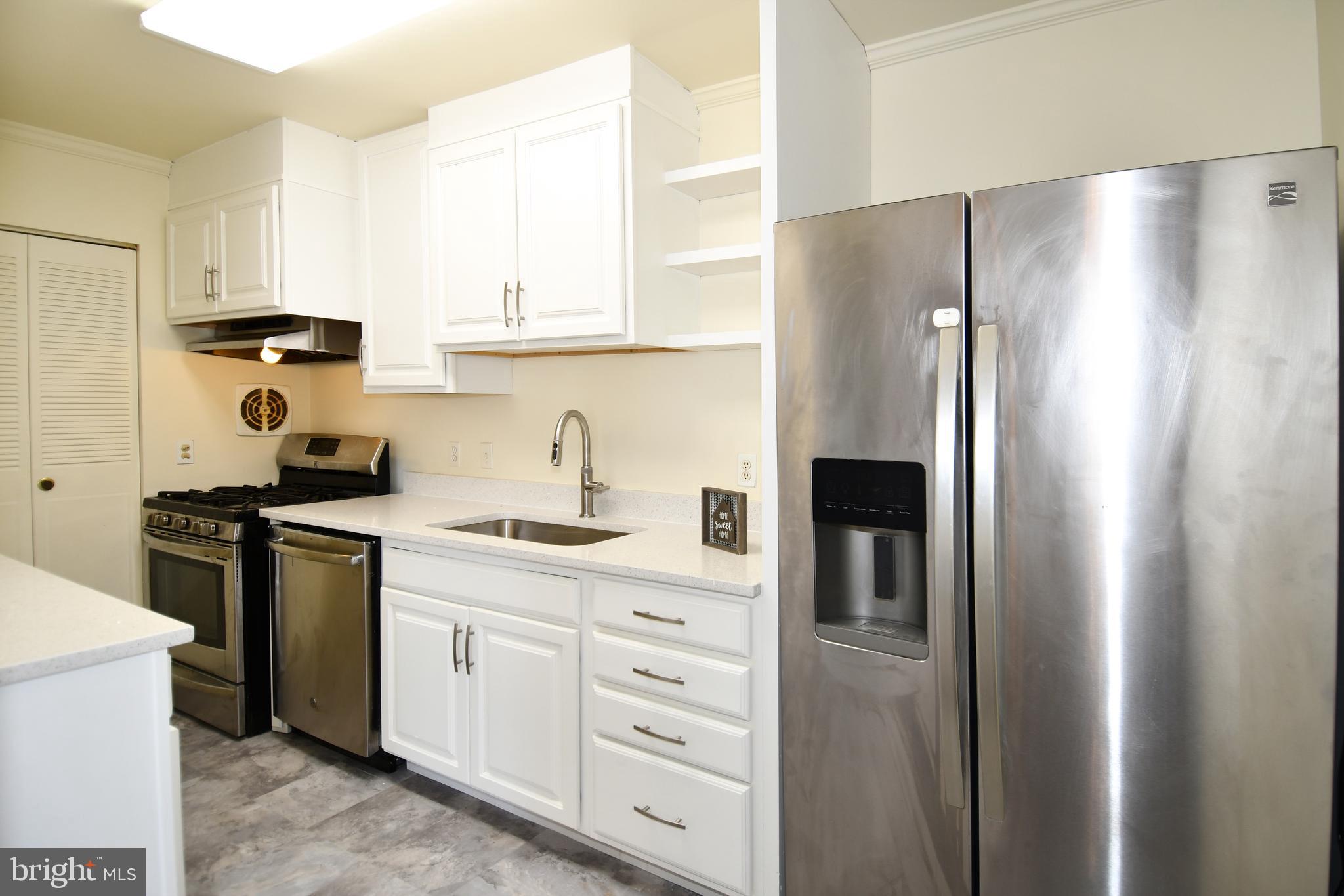 TIMBERLANE VILLAGE GARDEN CONDOMINIUMS - Residential