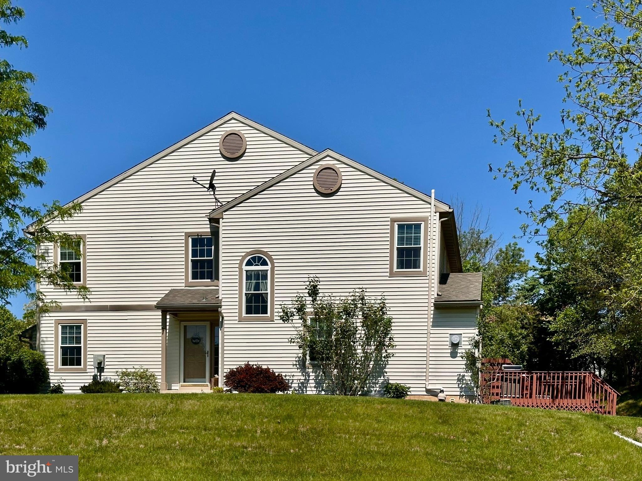 139 WELLINGTON COURT