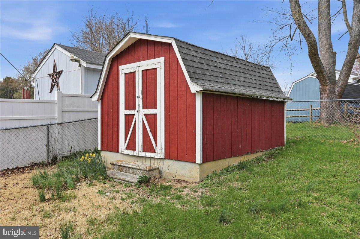 GLADE TOWN - Residential