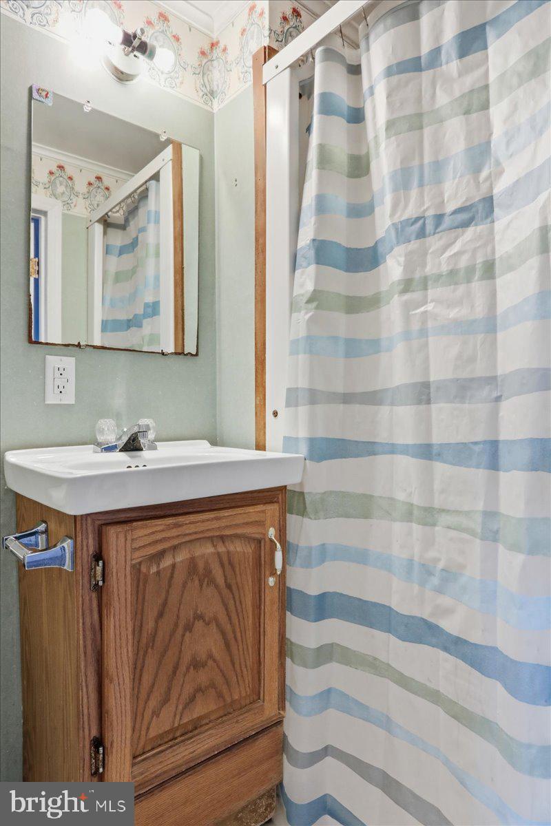 GLADE TOWN - Residential