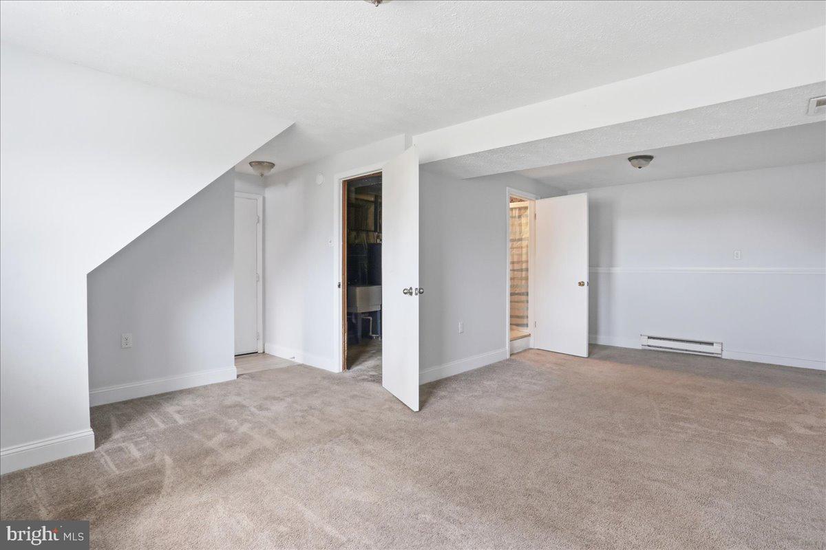 GLADE TOWN - Residential