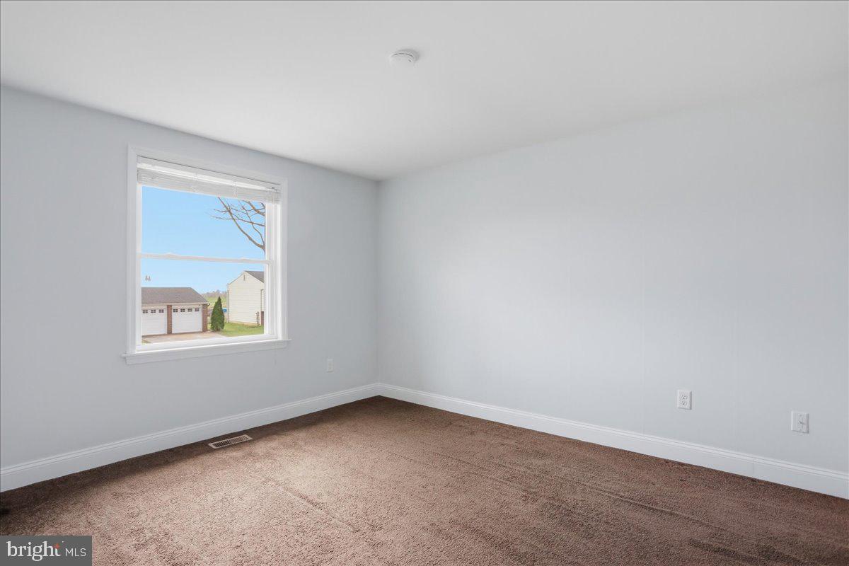 GLADE TOWN - Residential