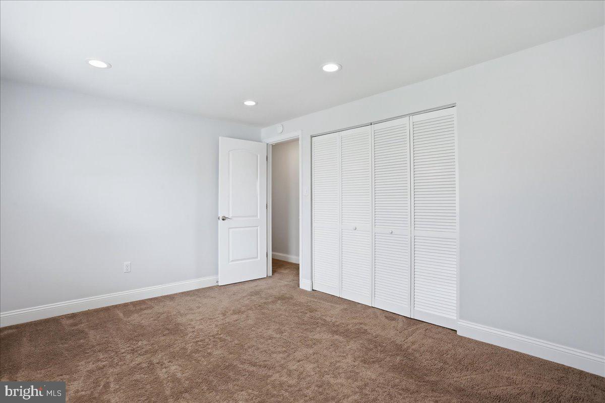 GLADE TOWN - Residential