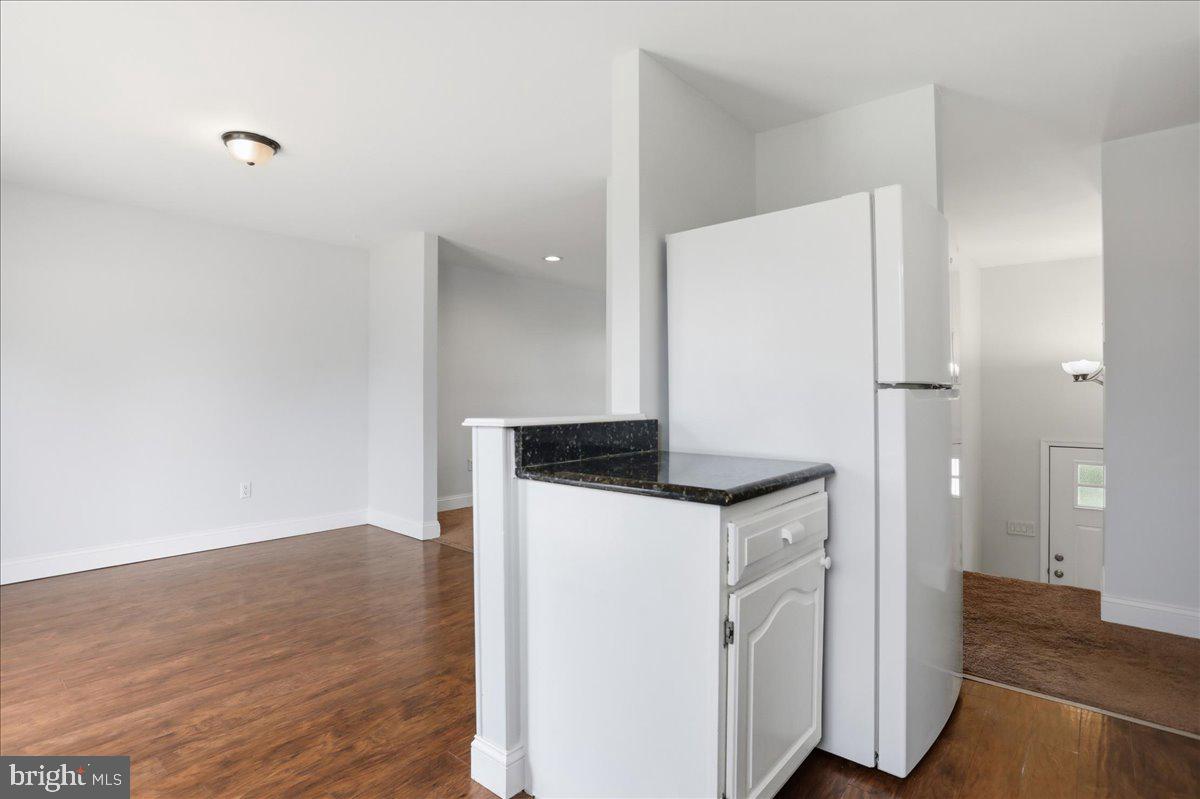 GLADE TOWN - Residential