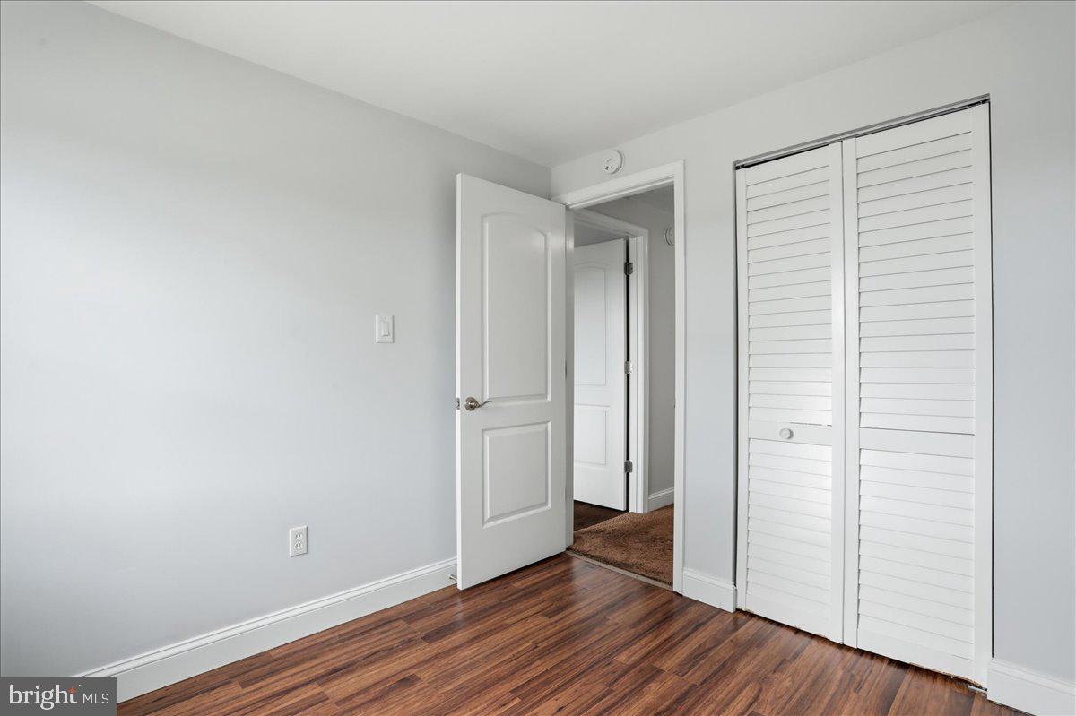 GLADE TOWN - Residential