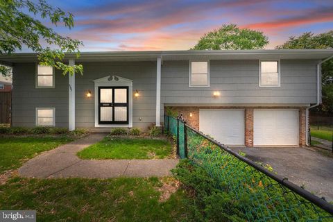 2705 PORTER AVENUE SUITLAND MD 20746