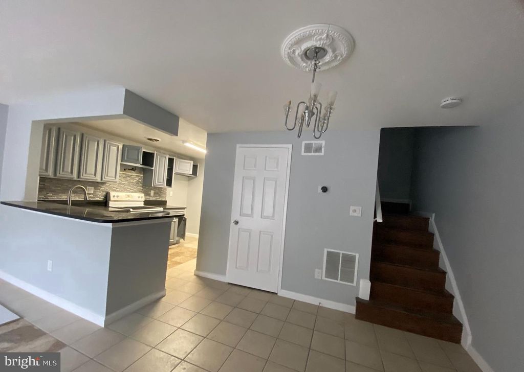 Photo of 8829 Welbeck Way, MONTGOMERY VILLAGE, MD 20886 (MLS # MDMC2202218)