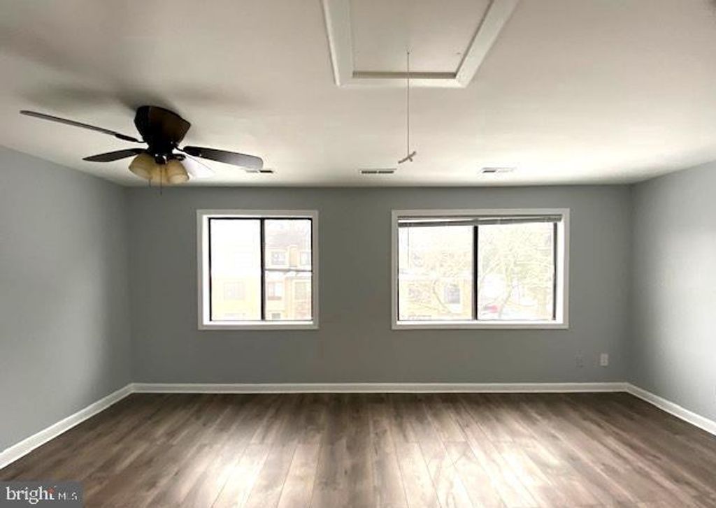 Photo of 8829 Welbeck Way, MONTGOMERY VILLAGE, MD 20886 (MLS # MDMC2202218)